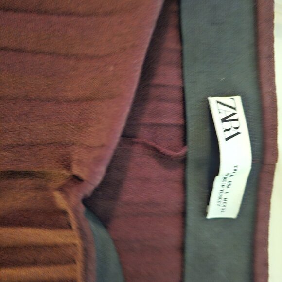 Burgundy / Wine High-Waisted Pleated Wide Leg Pants - Picture 9 of 9